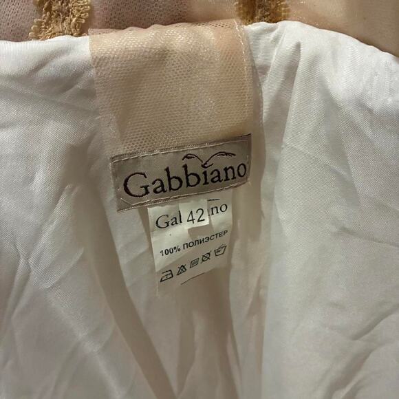 Gabbiano bridal gown Sz 42 Blush Pink Tulle with Lace and Floral Embroidery - Picture 8 of 8